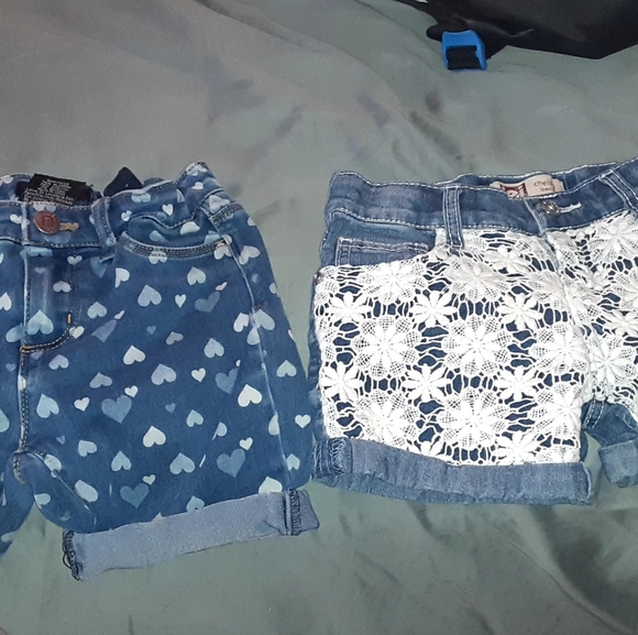 All different clothes - Picture 4 of 8